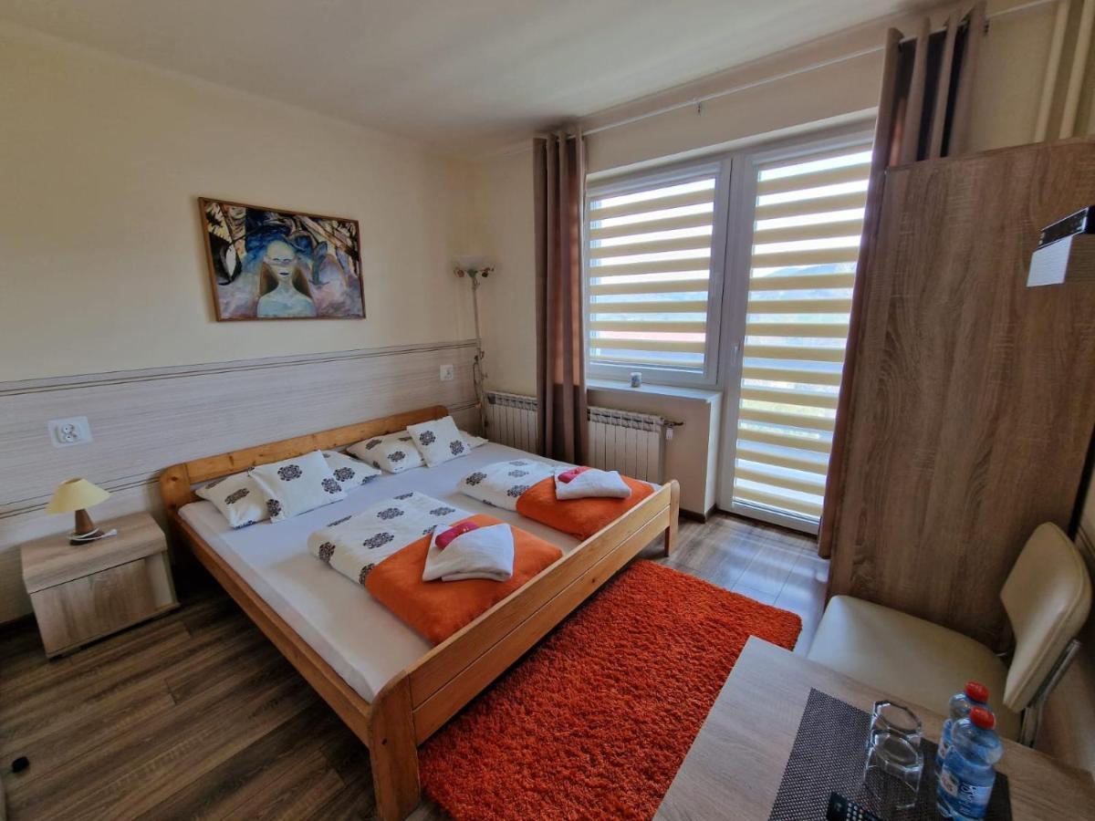 Bed and Breakfast Irena à Korbielów Extérieur photo