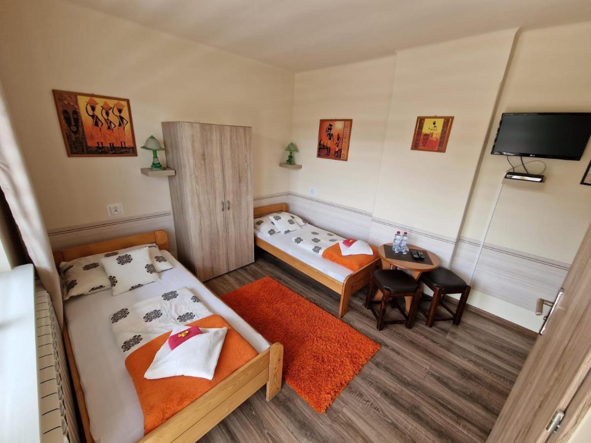 Bed and Breakfast Irena à Korbielów Extérieur photo