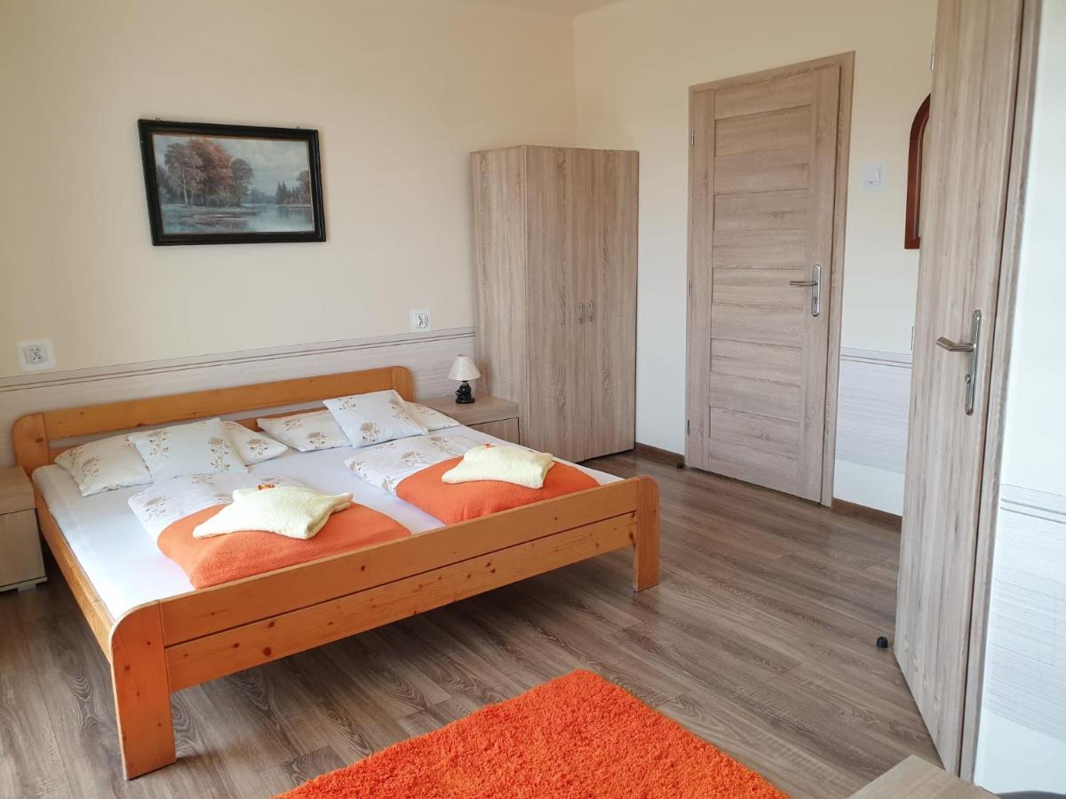 Bed and Breakfast Irena à Korbielów Extérieur photo