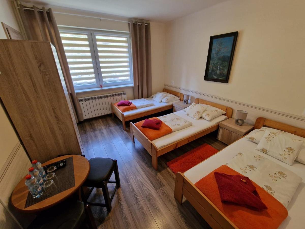 Bed and Breakfast Irena à Korbielów Extérieur photo