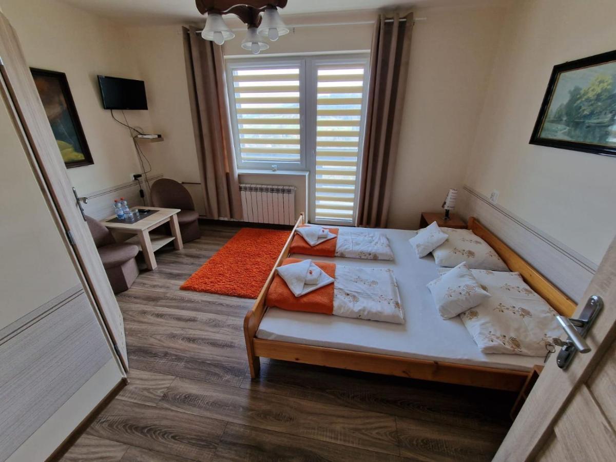 Bed and Breakfast Irena à Korbielów Extérieur photo